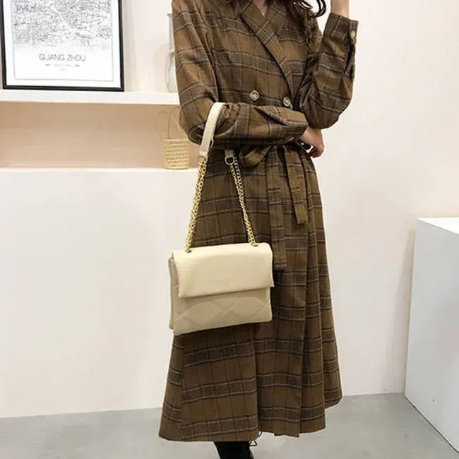 Women Simple Solid Color Metal Chain Rhombus Stitching Bag - Image 4