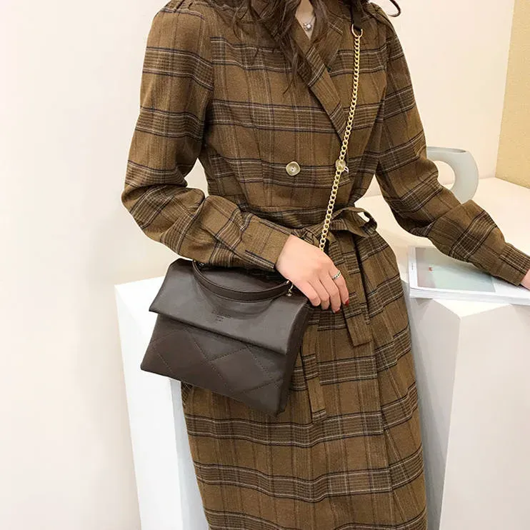 Women Simple Solid Color Metal Chain Rhombus Stitching Bag - Image 11