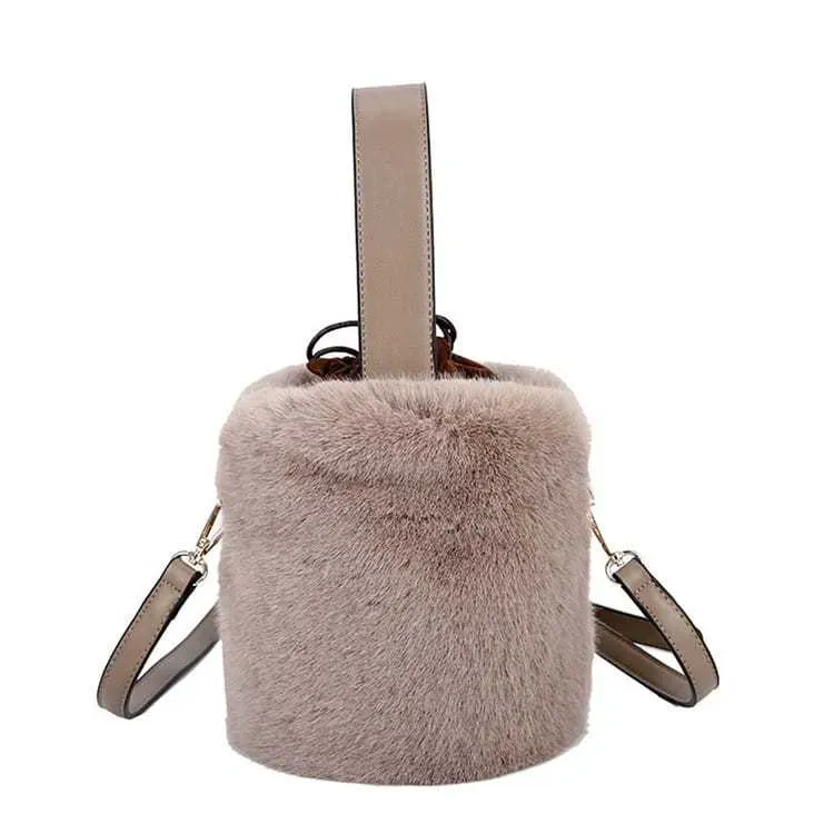 Women Simple Solid Color Plush Bucket Bag - Image 7