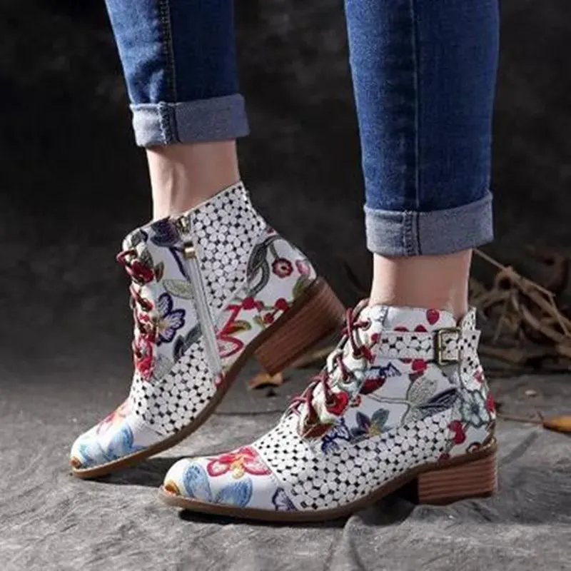 Size:4.5-12 Women Fashion Floral Color Blocking Heeled Short Boots