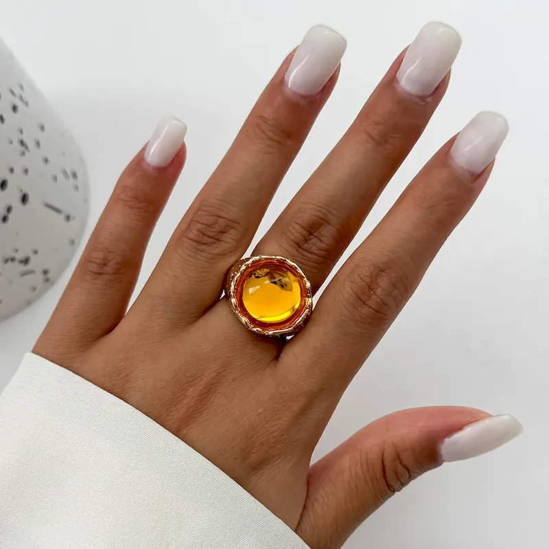 Wholesale Women Fashion Acrylic Imitation Gem Pleated Liquid Wide Ring - Image 7