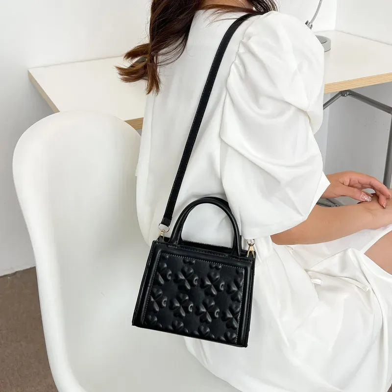 Simple Solid Color Indentation Shoulder Bag - Image 4