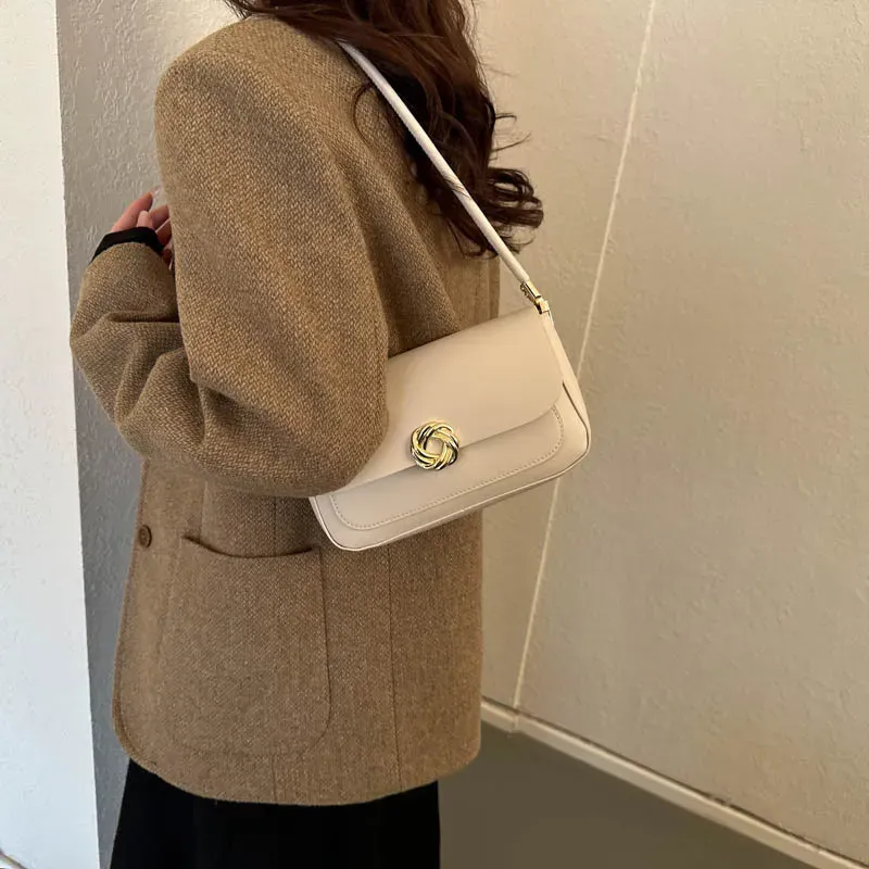 Women Casual Vintage Square Flip Metal Buckle PU Shoulder Bag - Image 3