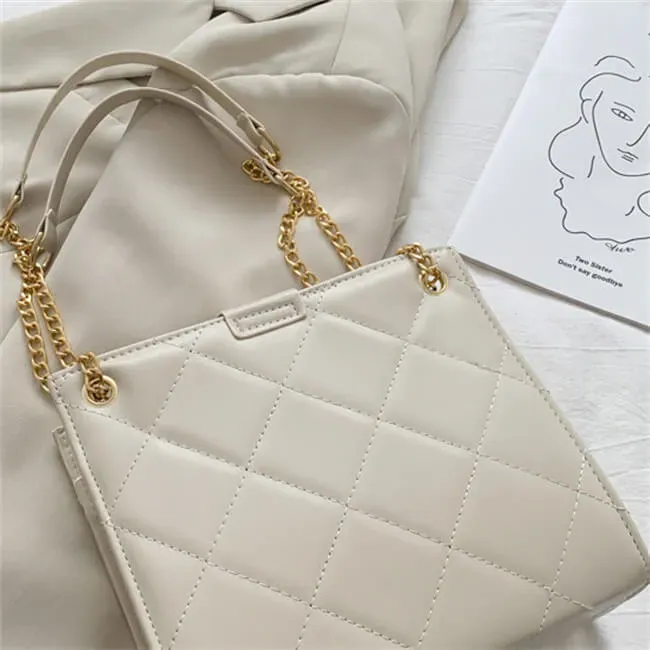 Women Elegant Solid Color Diamond Grid Stitching Heart-shaped Metal Buckle PU Crossbody Shoulder Bag - Image 6