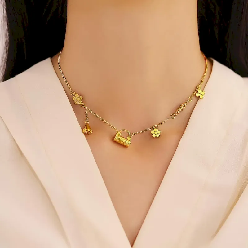 Wholesale Women Fashion Elegant Flower Lock Bag Necklace