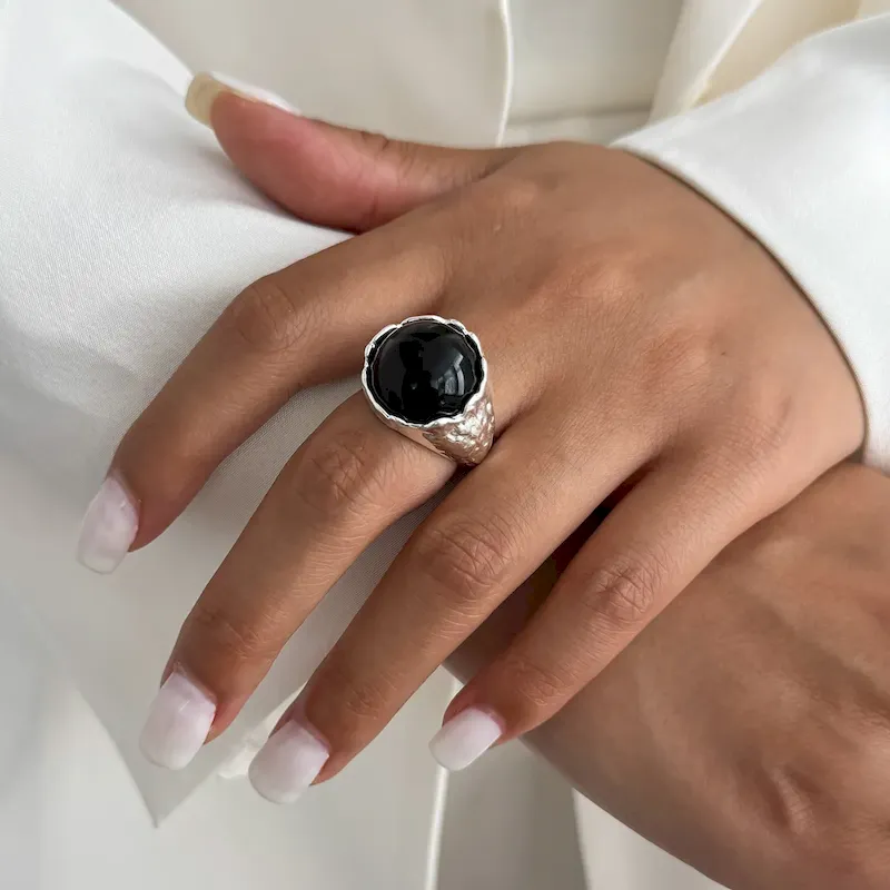 Wholesale Women Fashion Acrylic Imitation Gem Pleated Liquid Wide Ring - Image 12