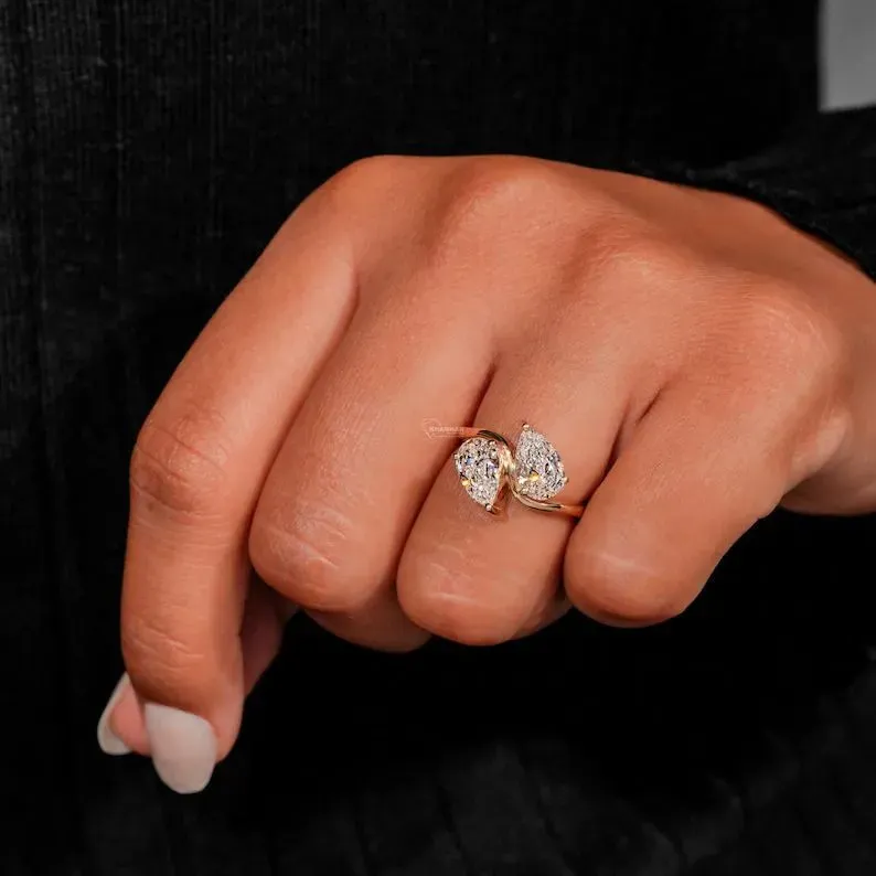 Wholesale Women Fashion Simple Zircon Water Drop Ring