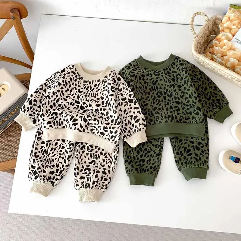 Wholesale Kids Baby Boys Girls Casual Cute Leopard Print Long Sleeve Sweatshirts Trousers Sets